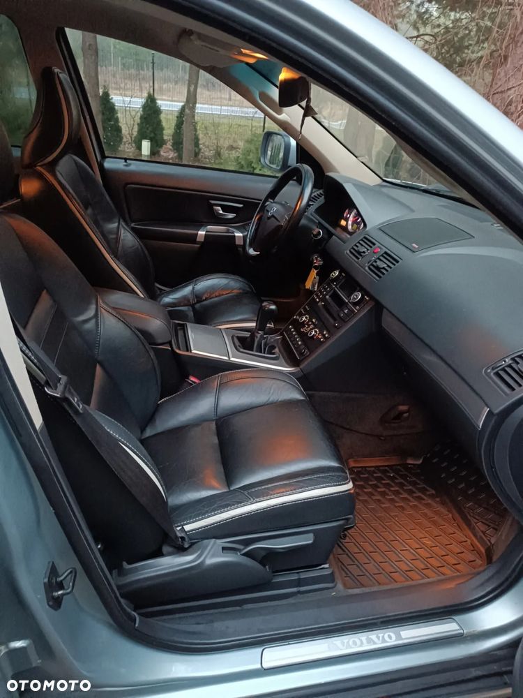 Volvo XC 90 D5 AWD R-Design - 17