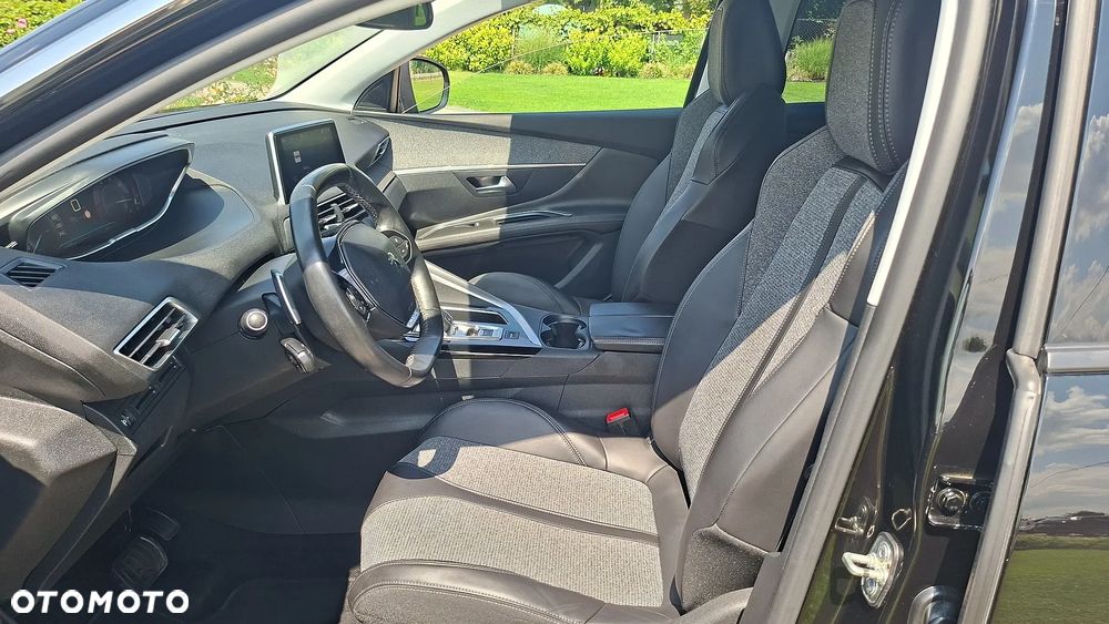 Peugeot 3008 - 11