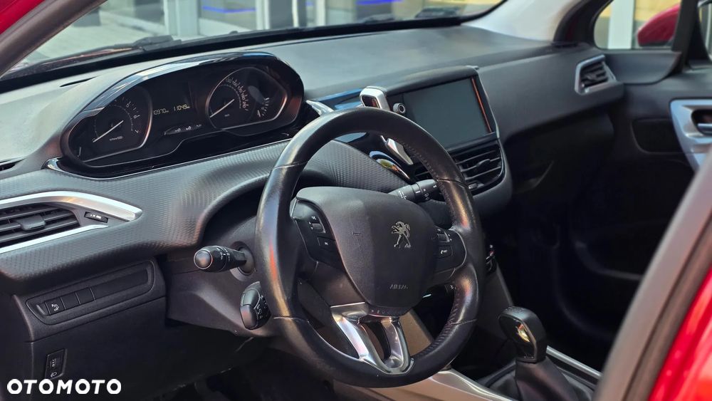 Peugeot 2008 1.2 Pure Tech Active - 2