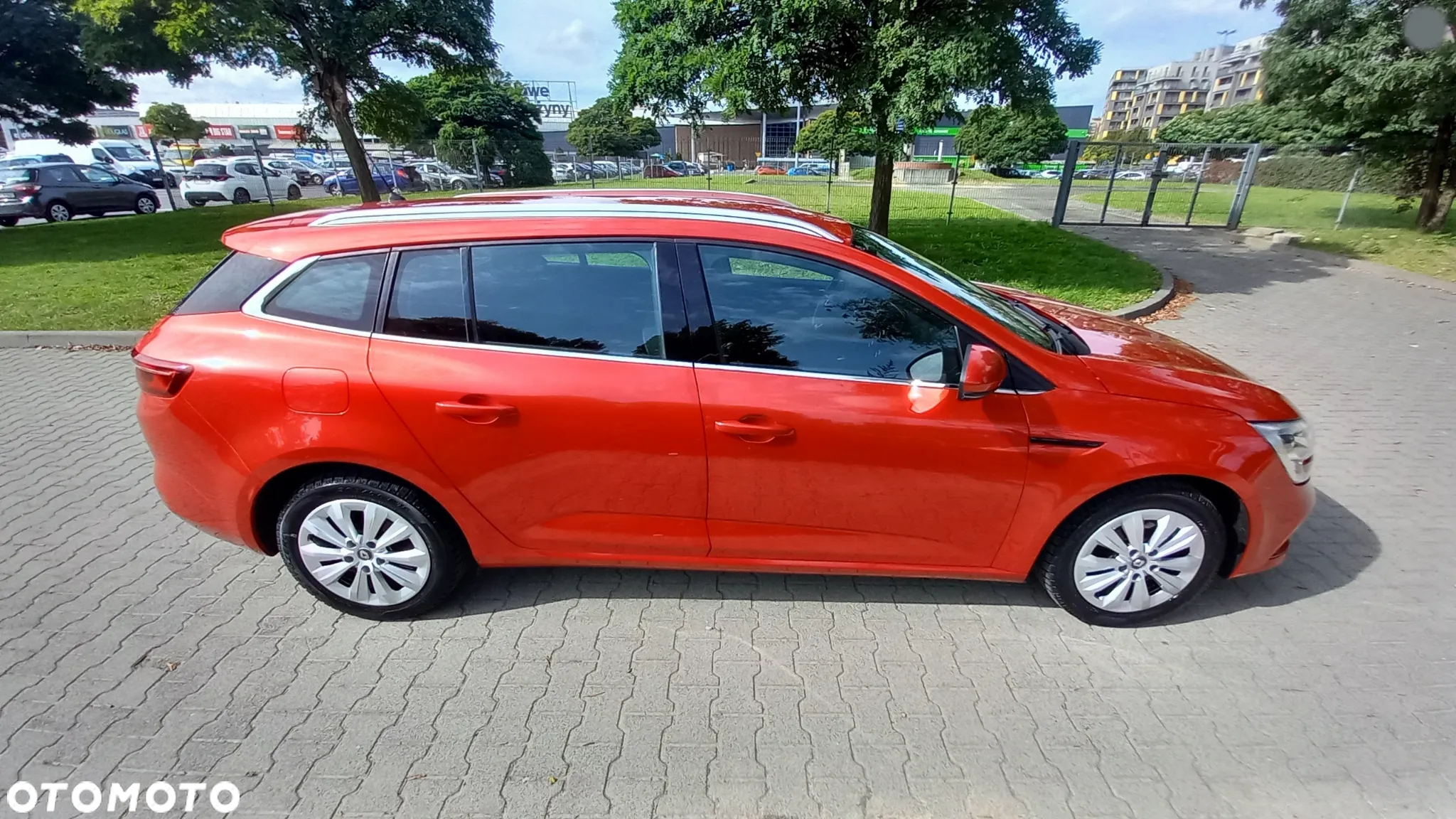 Renault Megane 1.6 SCe Zen - 12