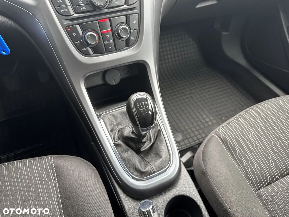 Opel Astra 1.6 EU6 - 13