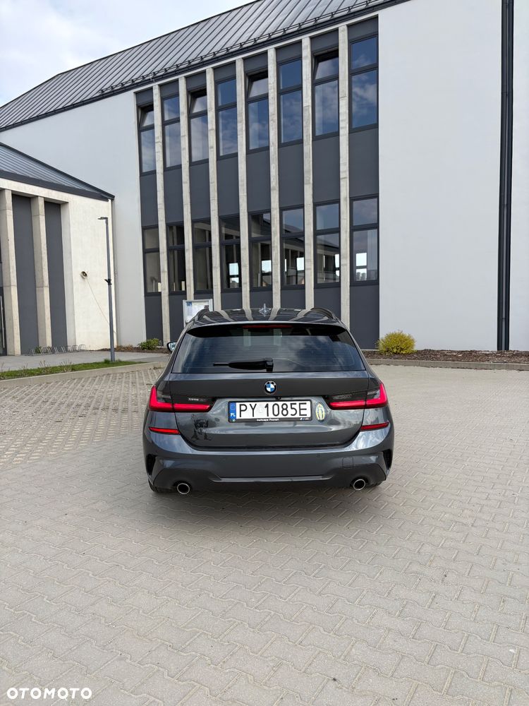 BMW Seria 3 318d mHEV M Sport - 8