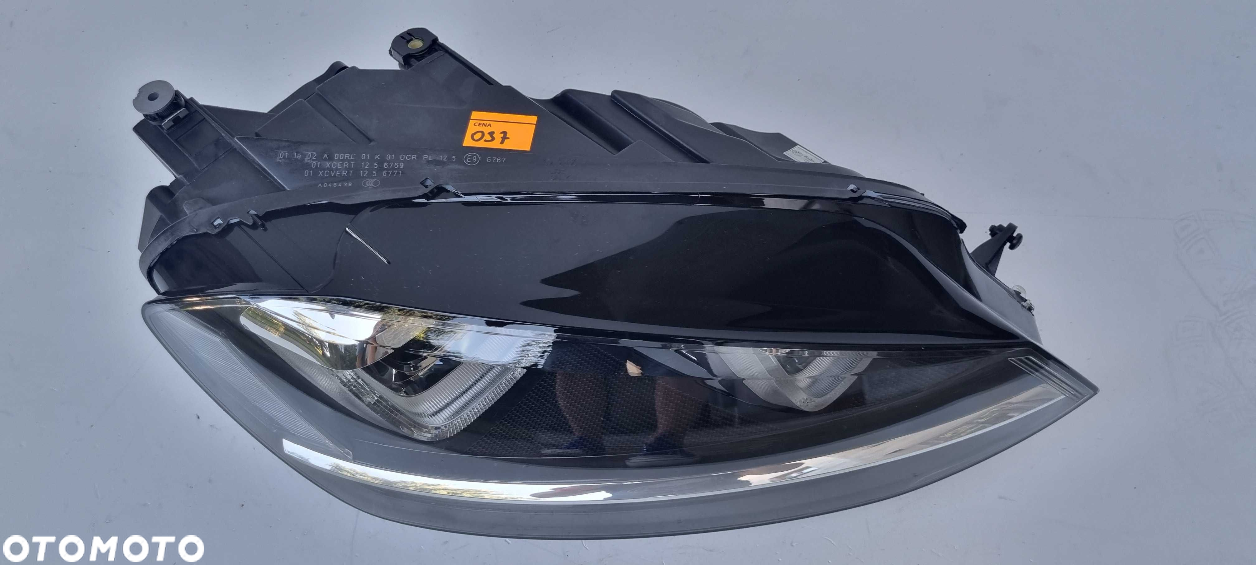 VW GOLF VII Lampa Bi-Xenon Reflektor r12-20 Przód Prawy Kraków - 2
