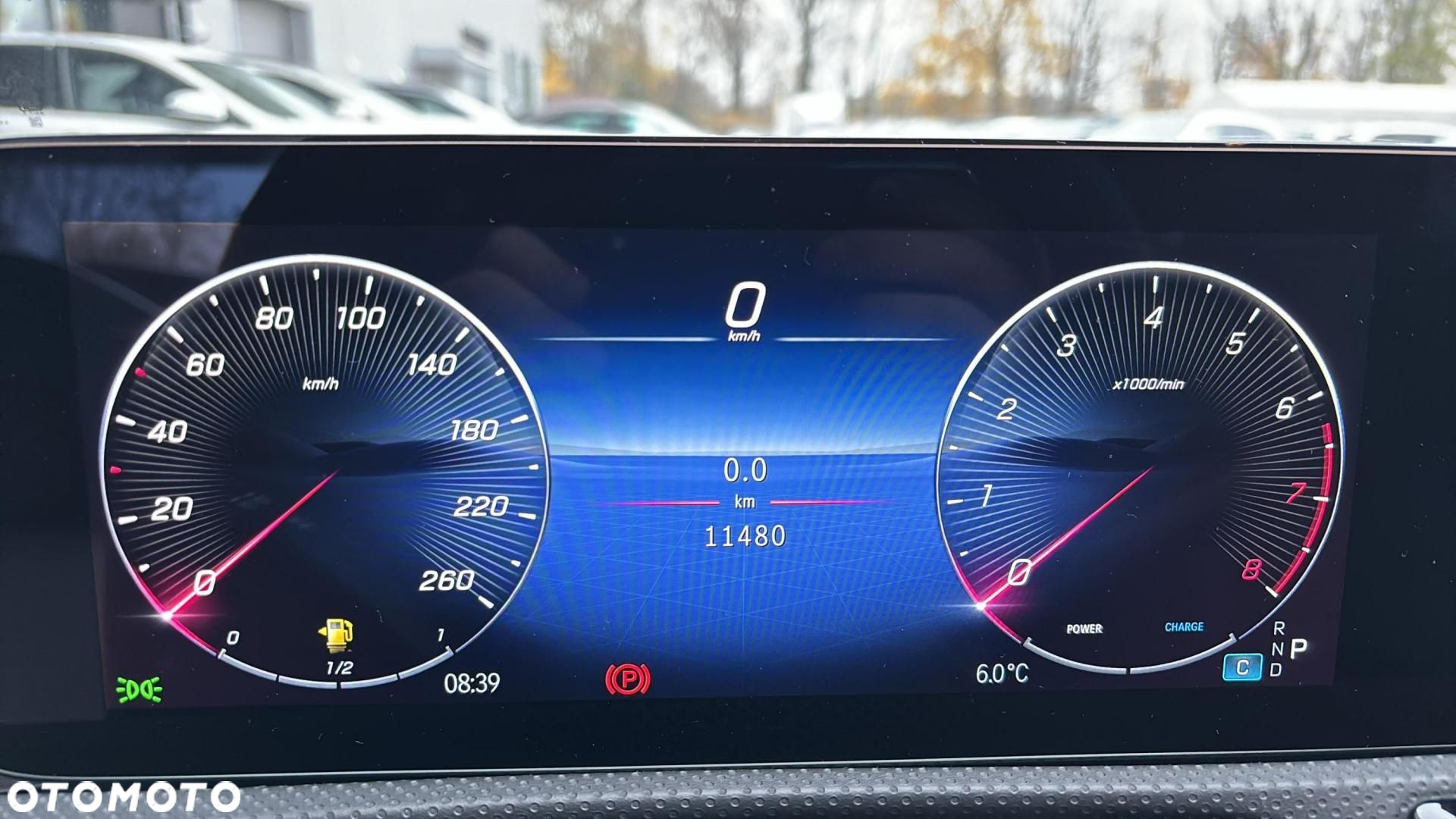 Mercedes-Benz CLA - 12