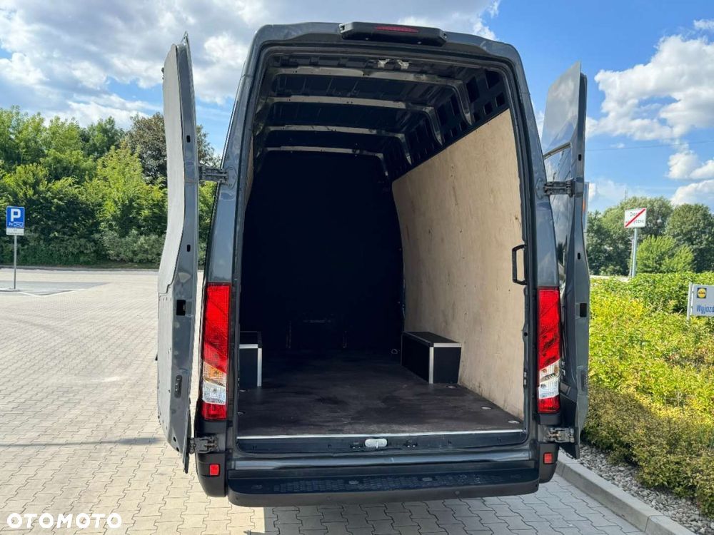 Iveco Daily - 28