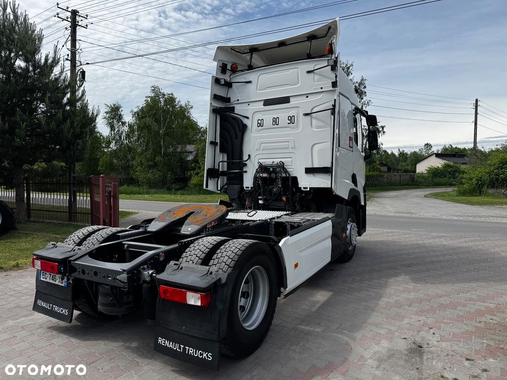 Renault T440 13 litrowy silnik - 6