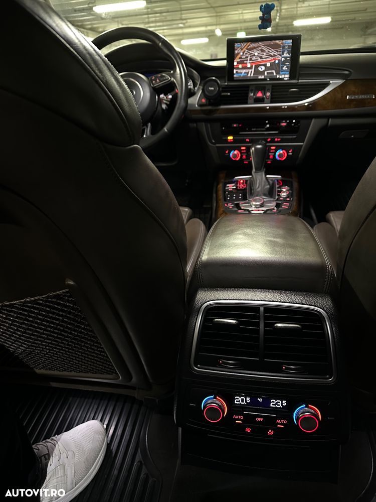 Audi A6 Allroad - 17