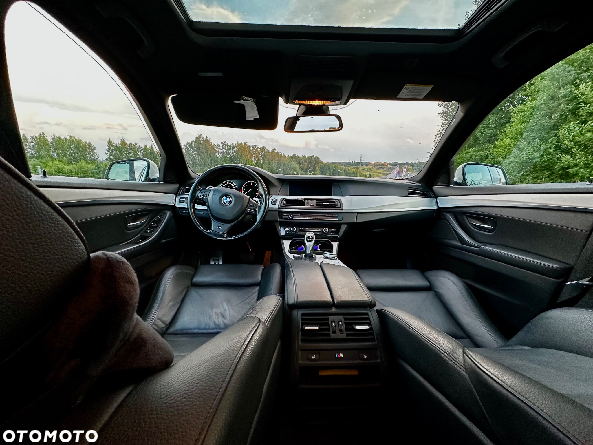 BMW Seria 5 525d xDrive - 11