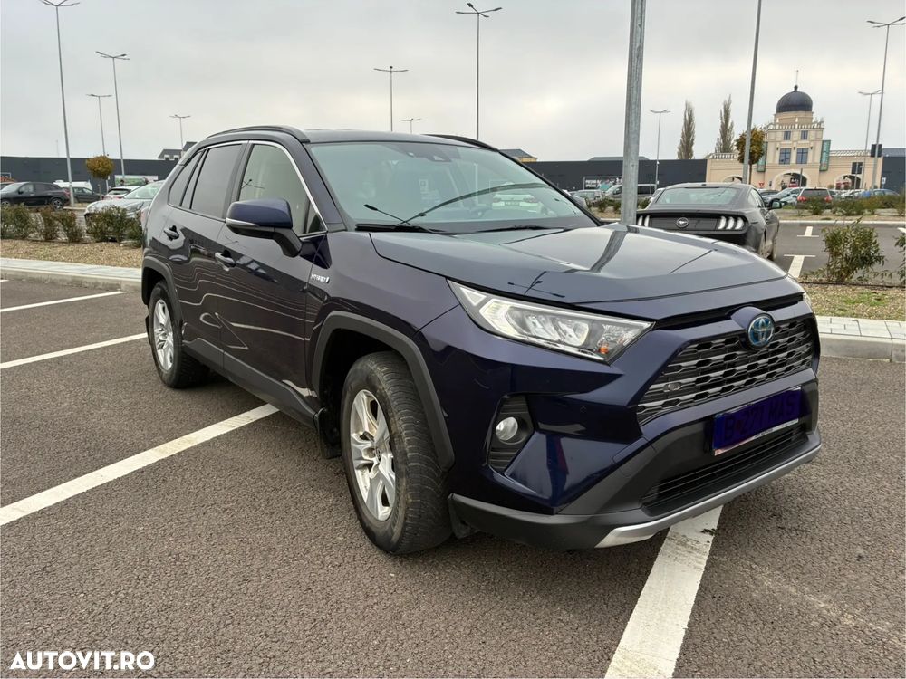 Toyota RAV4 - 4