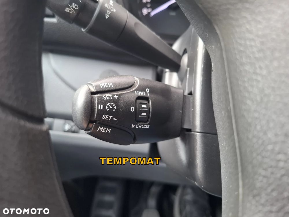 Peugeot Expert - 16