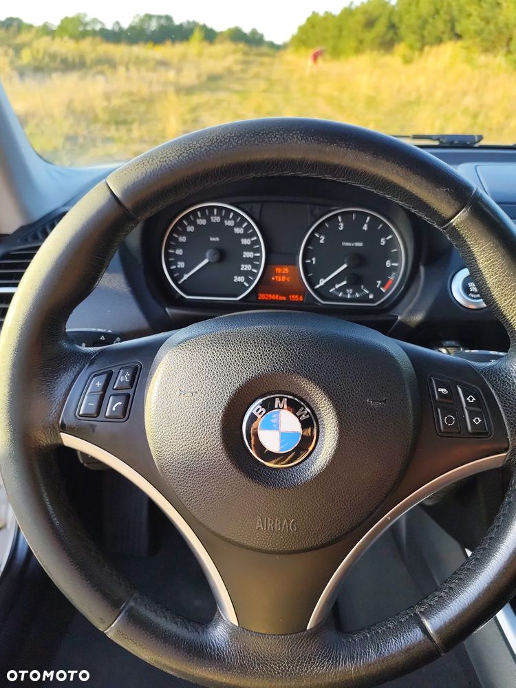 BMW Seria 1 116i - 9