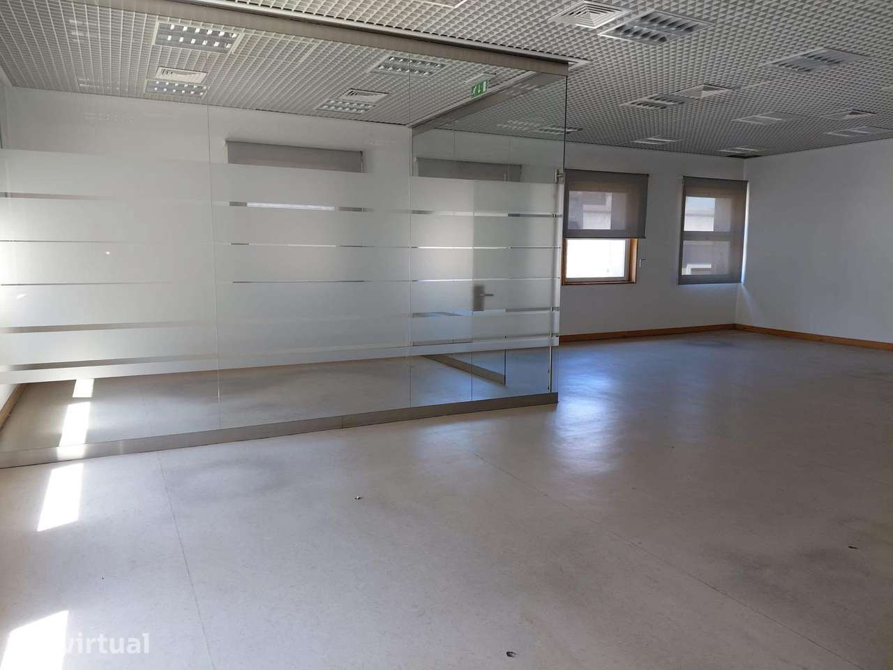 Escritório em Edifício Histórico no Centro  Póvoa de Varzim com 344 m² - Grande imagem: 5/24