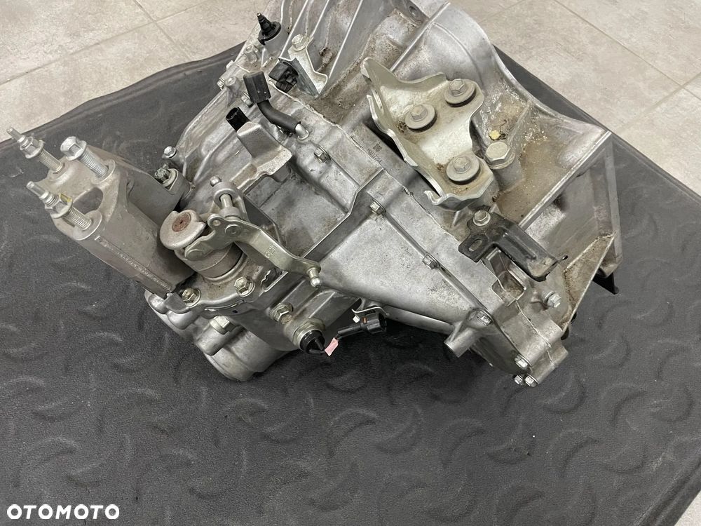 Skrzynia biegów Suzuki SX4 S-Cross 1.4TB Hyb 2022 OE - 4