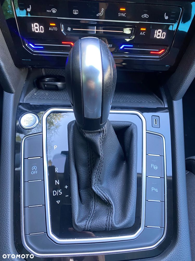 Volkswagen Passat 2.0 TDI EVO Business DSG - 18