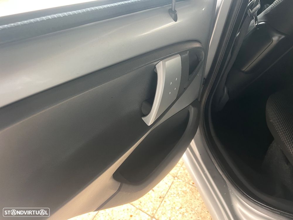 Toyota Aygo Multi Mode Connect - 15