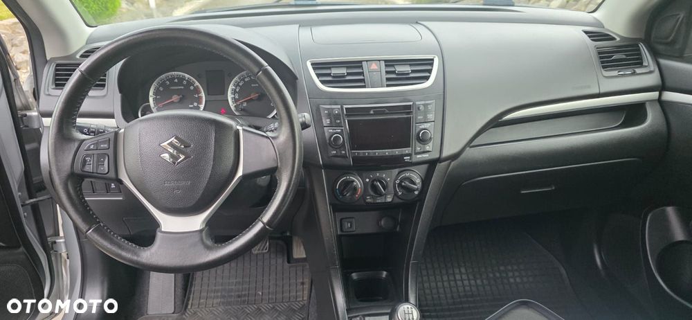 Suzuki Swift - 11