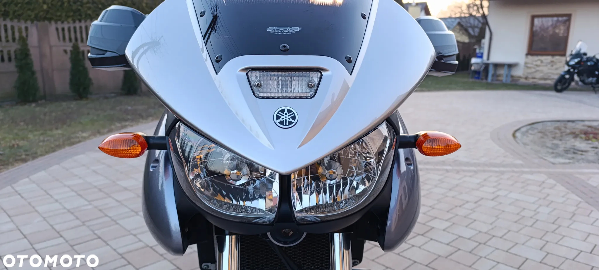 Yamaha TDM - 16