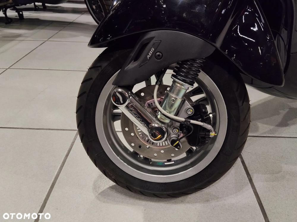 Vespa Primavera - 12