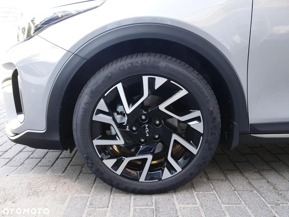 Kia XCeed 1.6 T-GDI Tribute DCT - 18