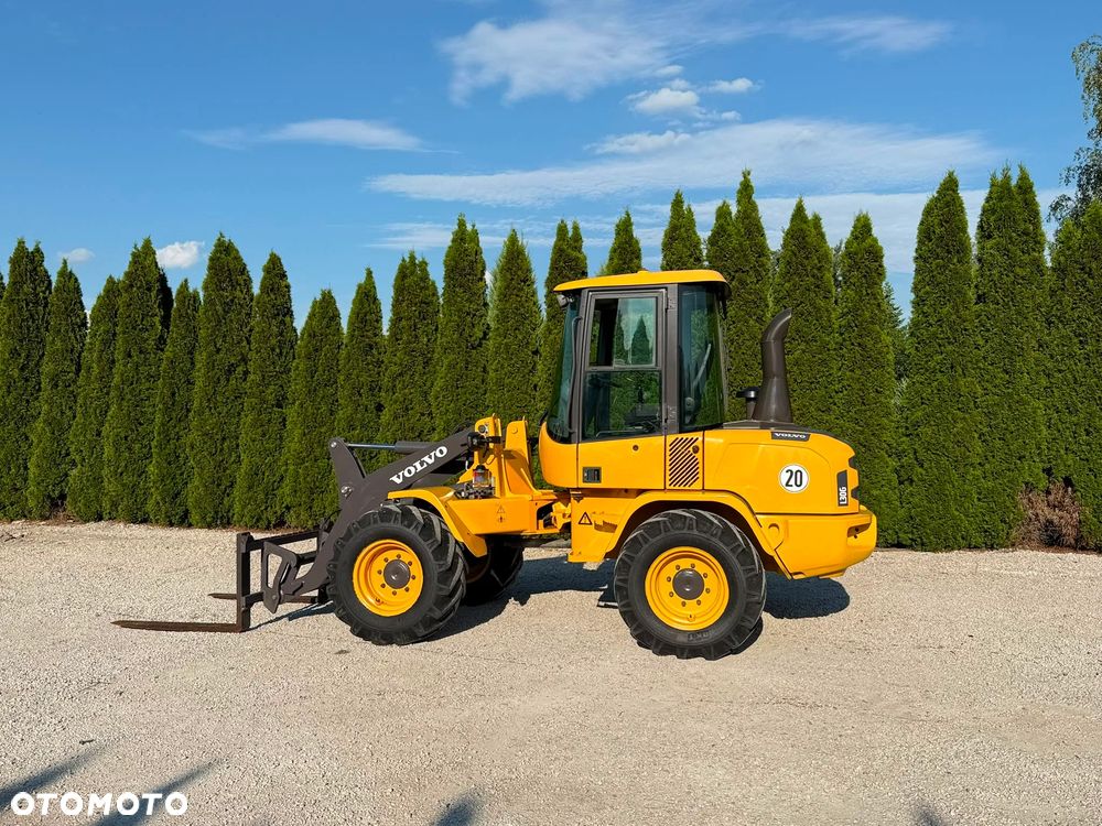Volvo L30G / ORYGINAŁ / PIĘKNIE UTRZYMANA  / SILNA I SZYBKA / ZADBANA / SPROWADZONA Z NIEMIEC / 407 409 406 60 70 M 506 509 L30 L35 B G - 2