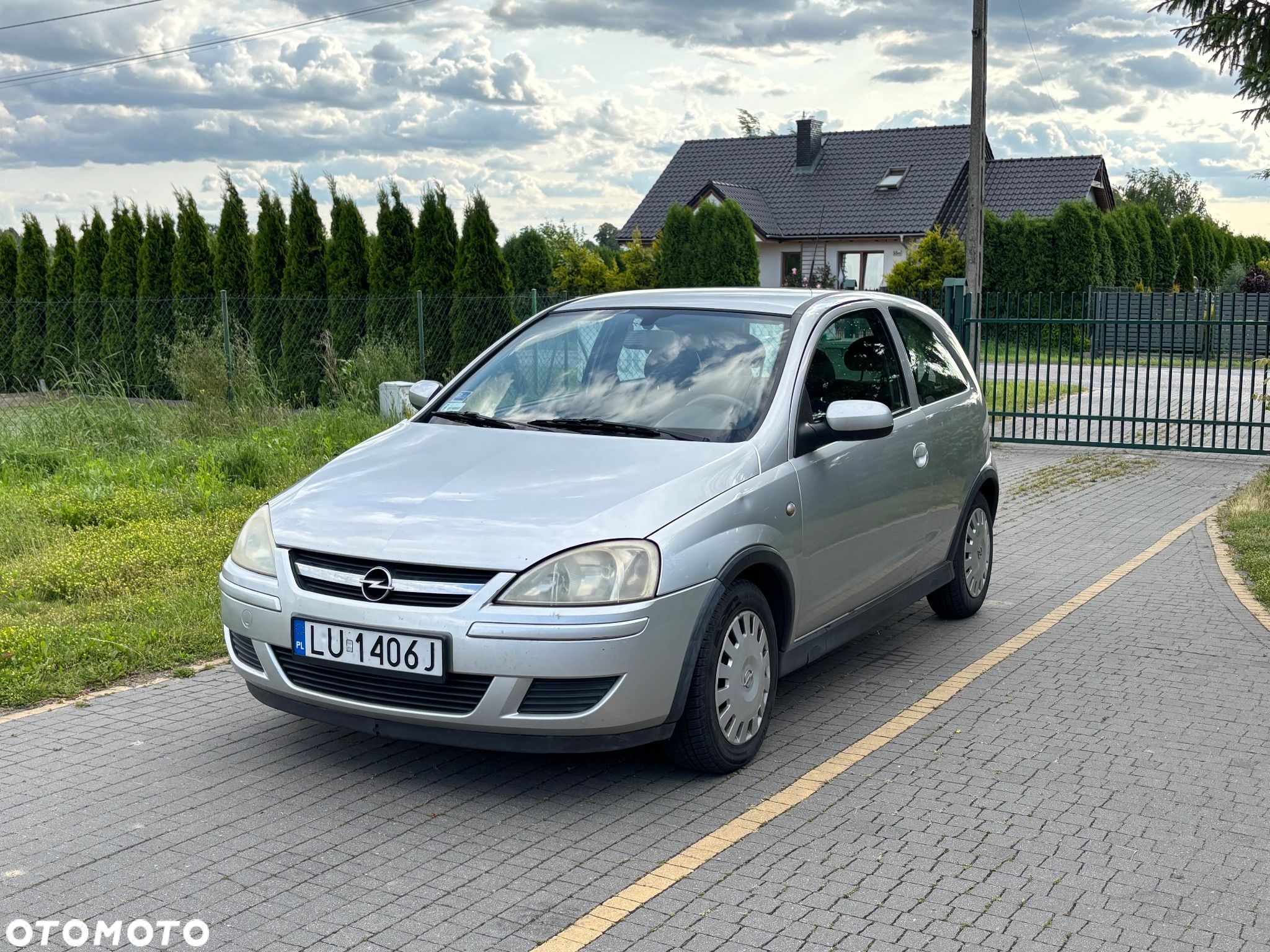 Opel Corsa 1.0 12V Cosmo - 1