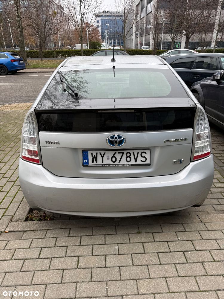 Toyota Prius - 5