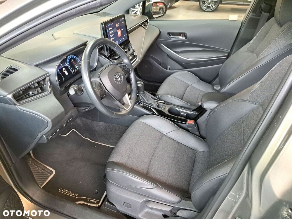 Toyota Corolla 1.8 Hybrid Style - 26