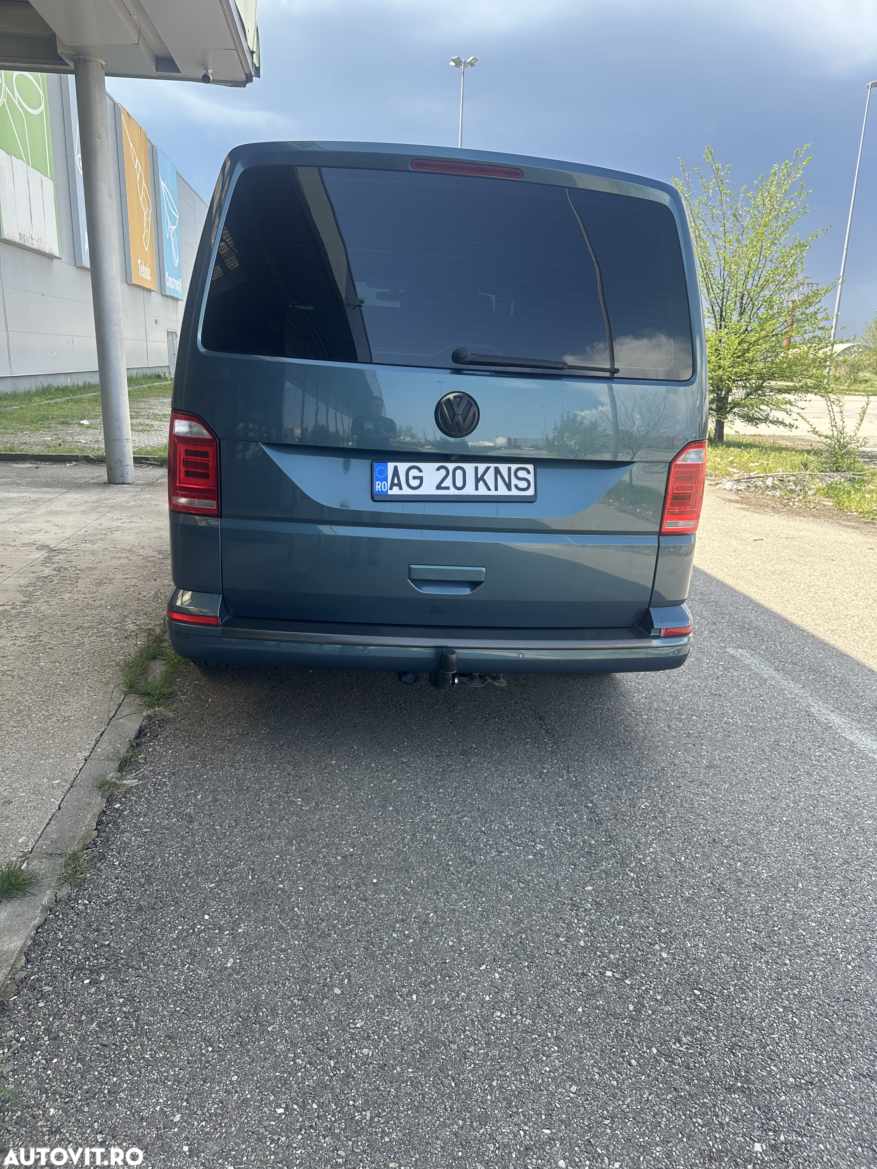 Volkswagen Multivan - 5