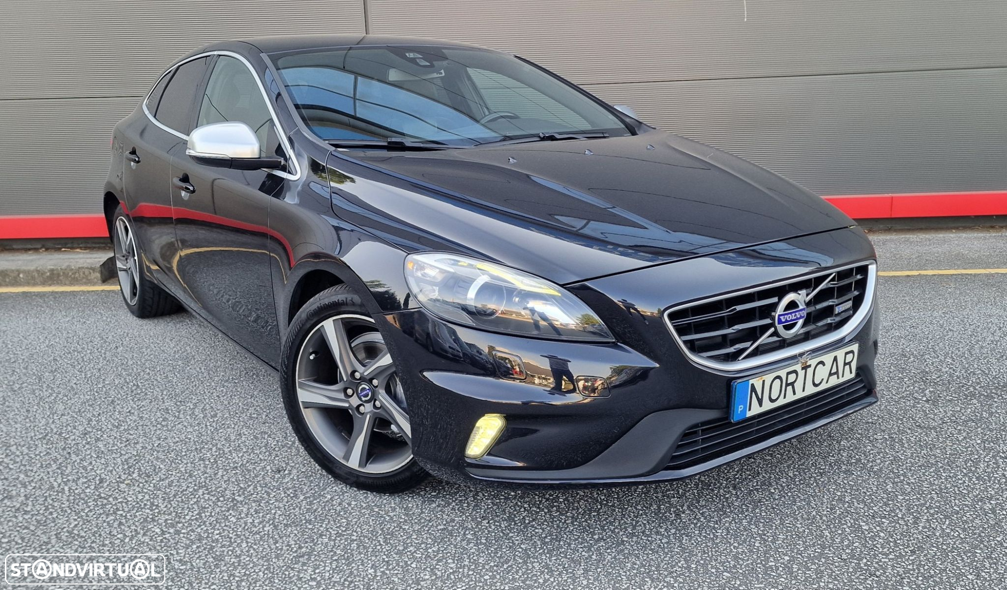 Volvo V40 1.6 D2 R-Design - 2