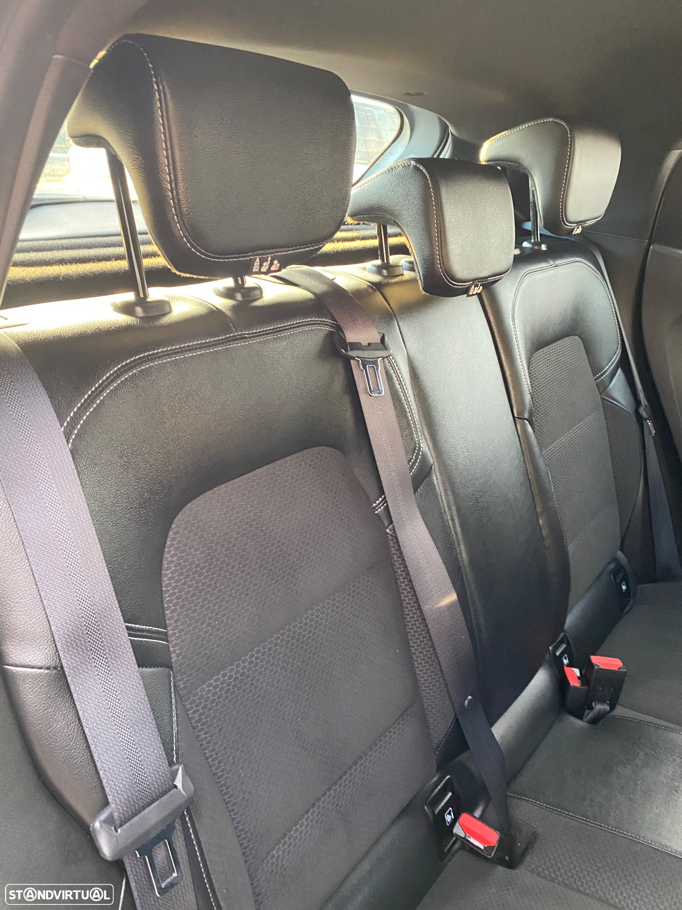 Renault Clio 1.0 TCe Intens Bi-Fuel - 24