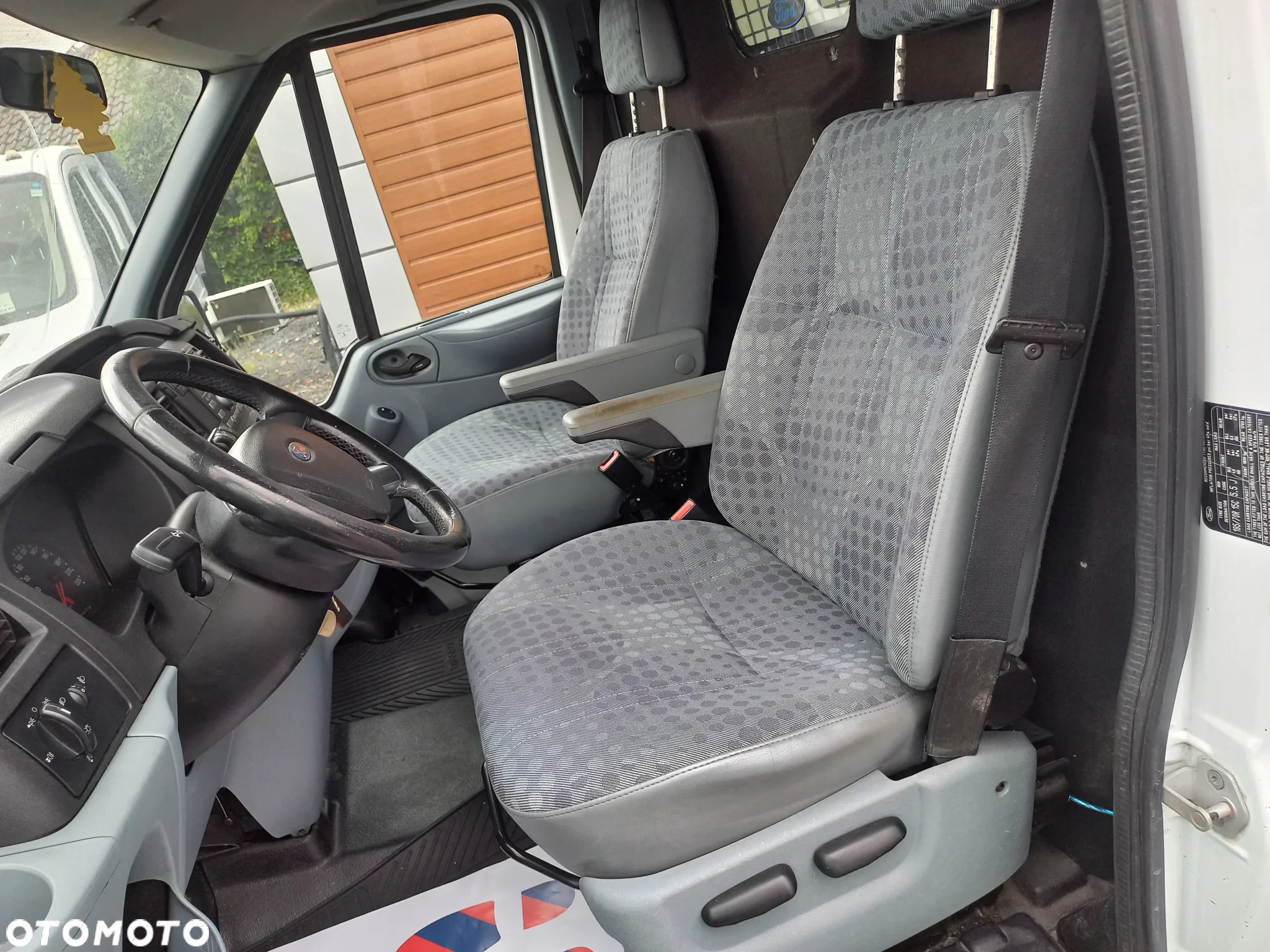 Ford Transit - 15