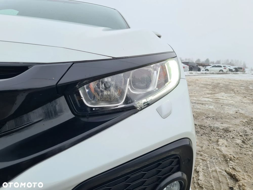 Honda Civic 1.0 T Comfort Sport Line - 4