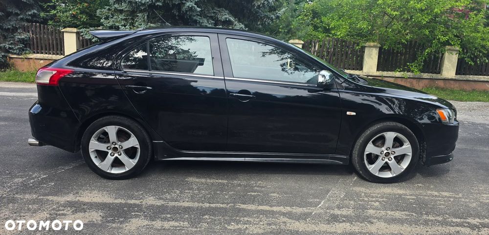 Mitsubishi Lancer 1.8 Intense - 3