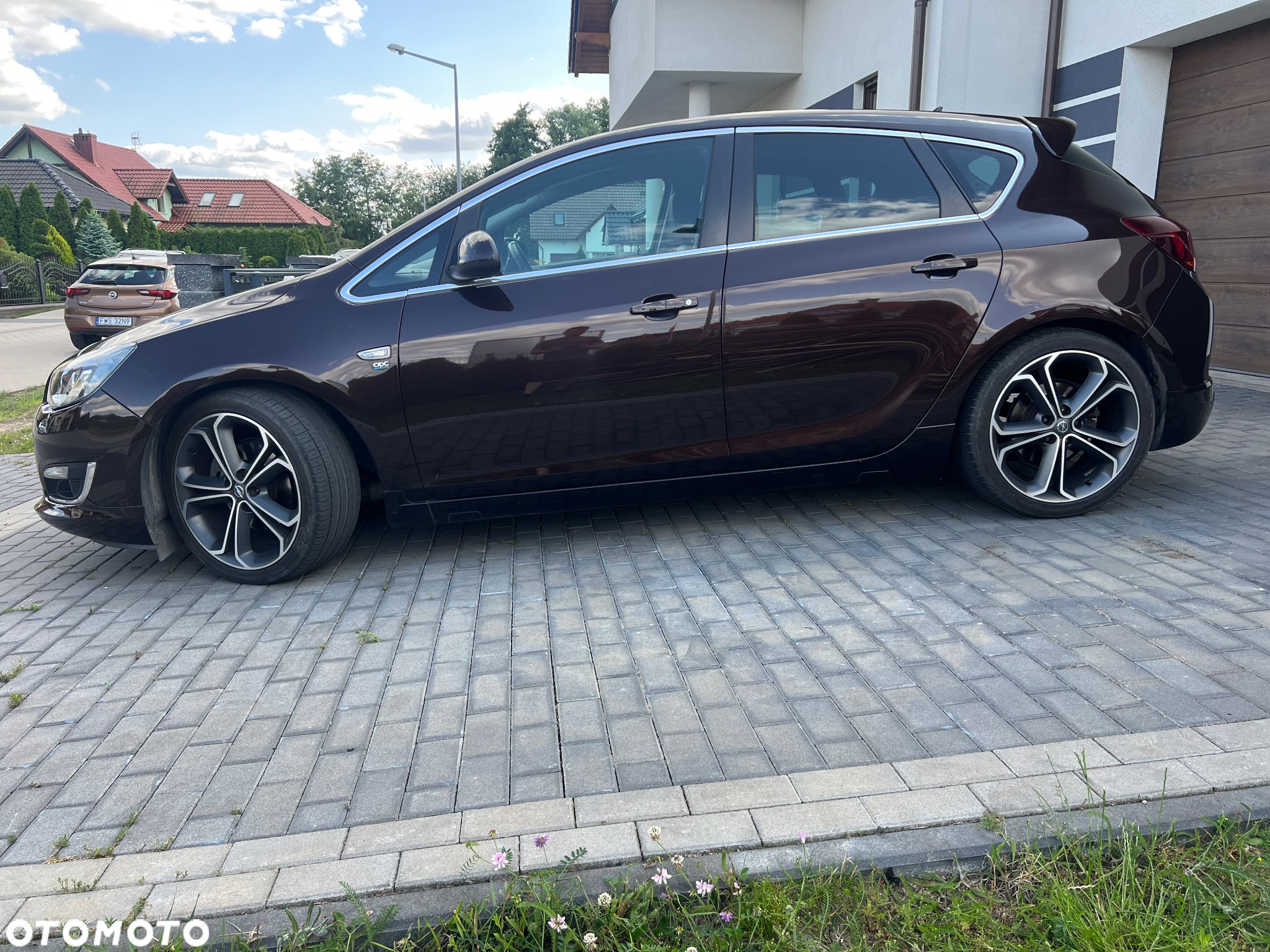 Opel Astra IV 1.6 T SIDI Sport S&S - 4