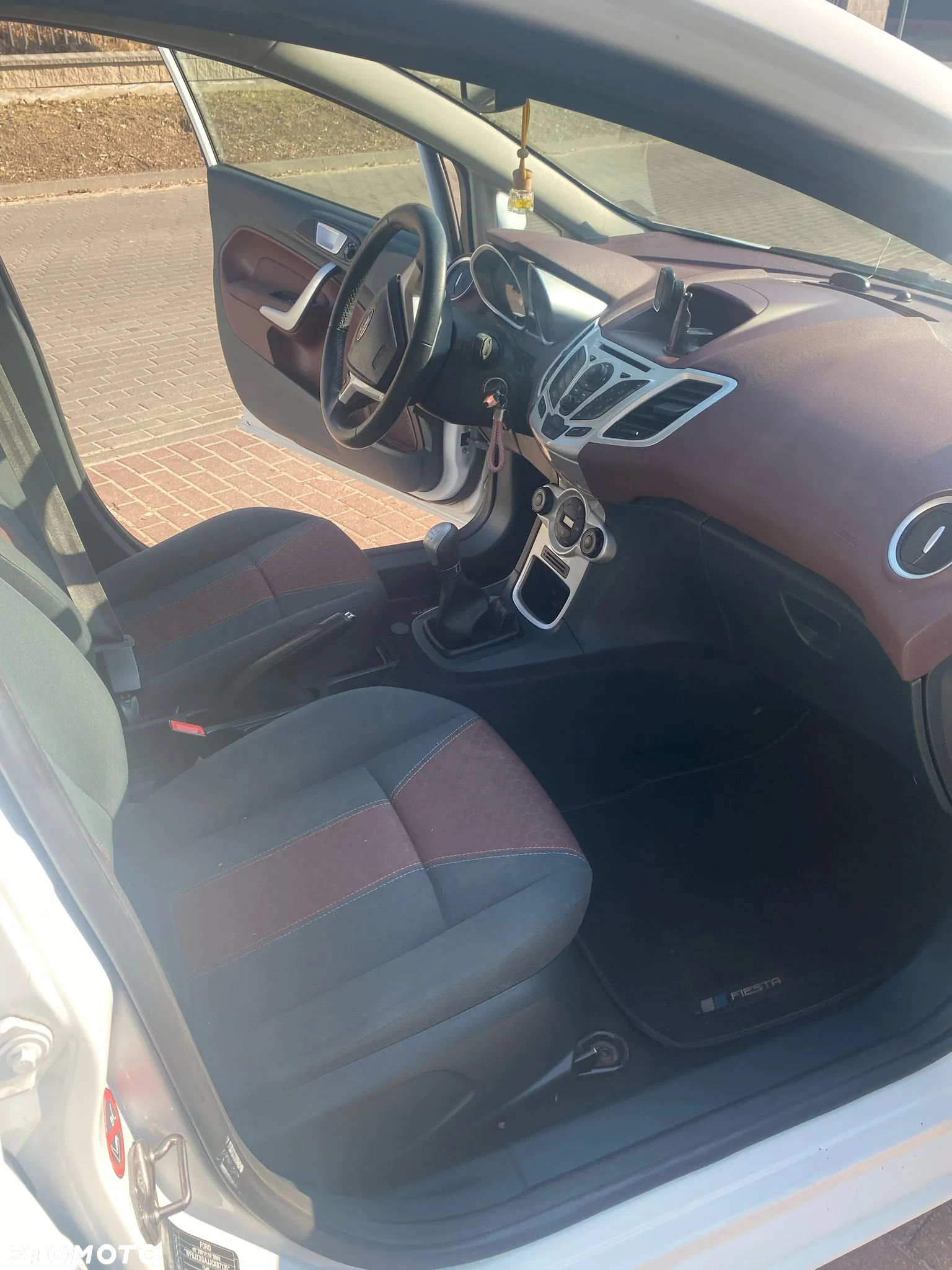 Ford Fiesta 1.4 TDCI Champions Edition - 39