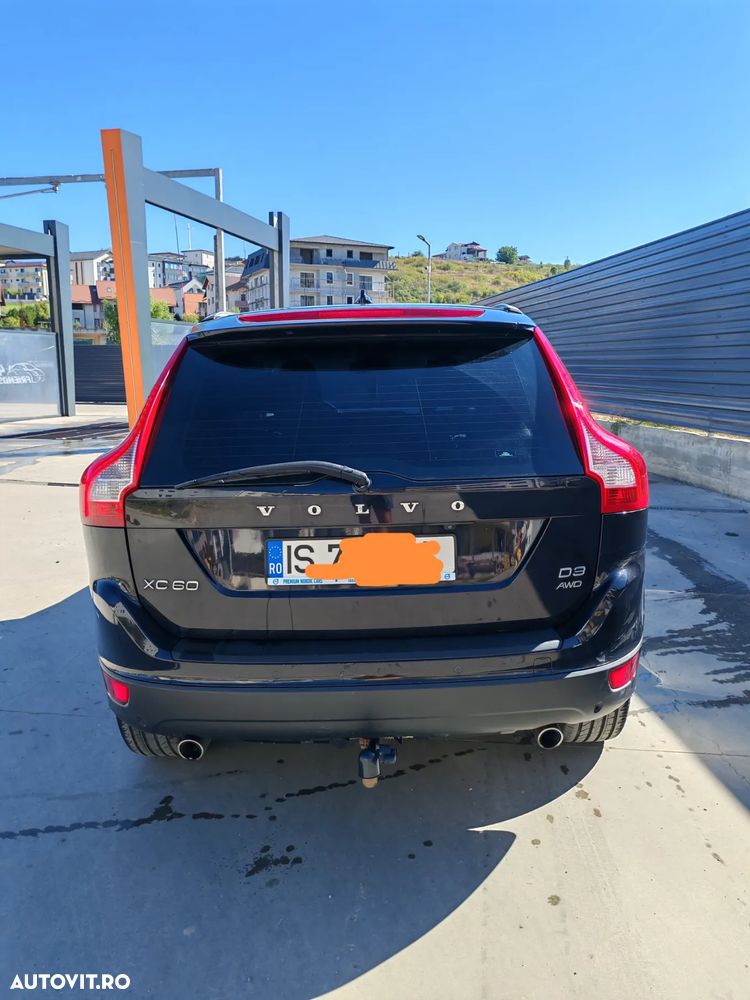 Volvo XC 60 D3 2.4D AWD AT6 Kinetic - 2