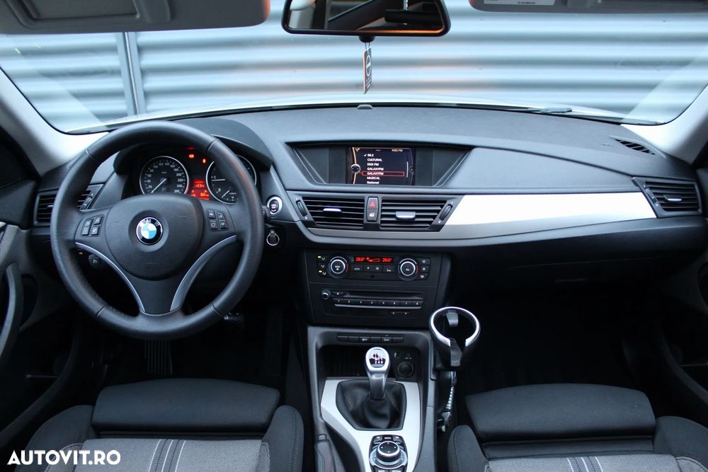 BMW X1 sDrive20d - 10