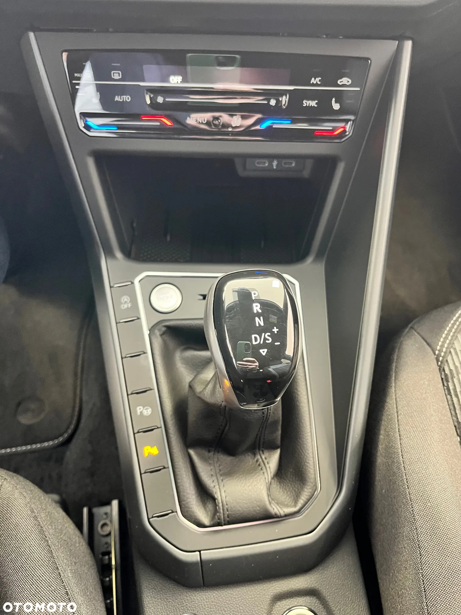 Volkswagen Taigo 1.5 TSI ACT R-Line Plus DSG - 11
