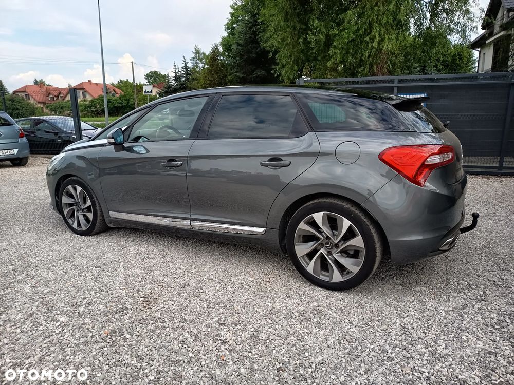 Citroën DS5 HDi 165 SoChic - 5