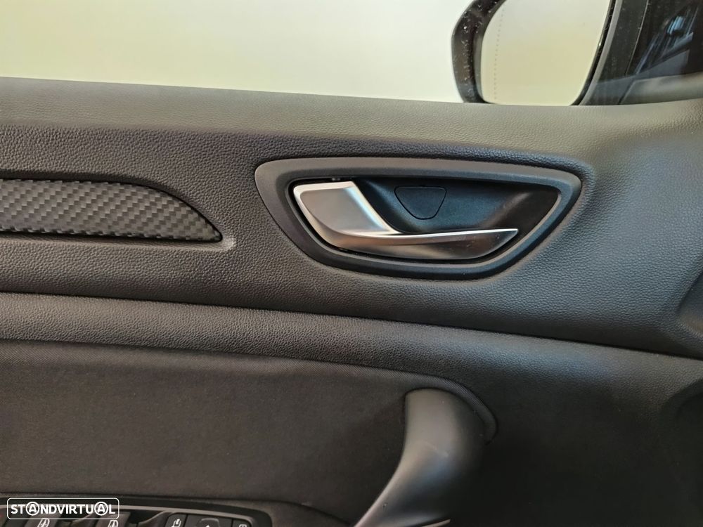 Renault Mégane Grand Coupe 1.3 TCe Limited J17 - 35