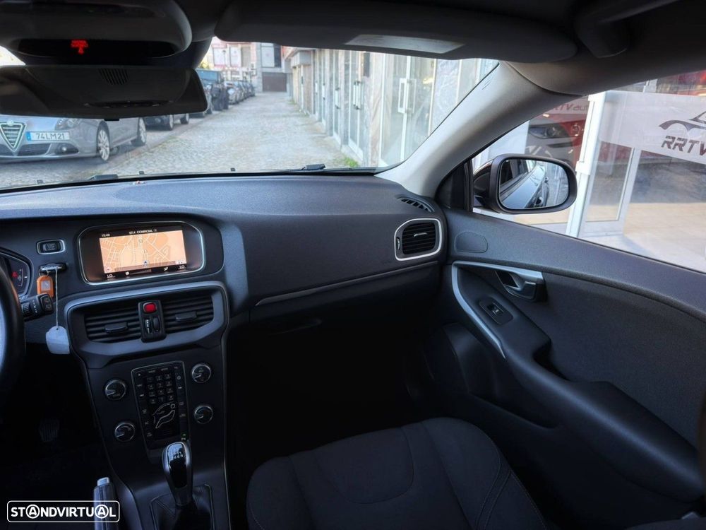 Volvo V40 2.0 D2 Kinetic - 23