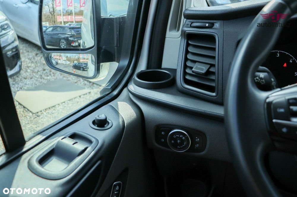 Ford Transit Custom - 27