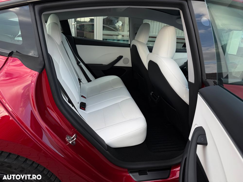 Tesla Model 3 Langstreckenbatterie Allradantrieb Dual Motor - 15