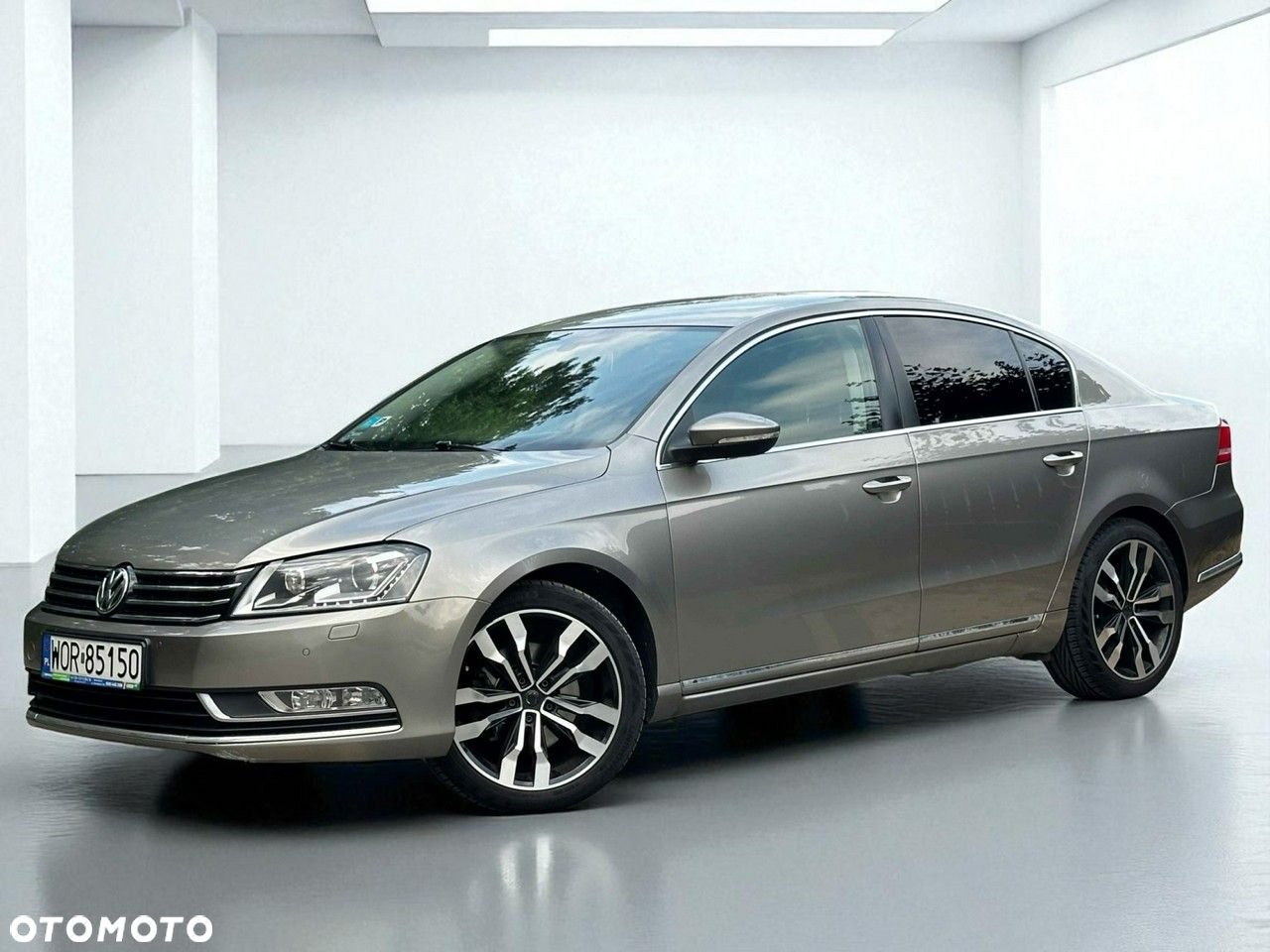 Volkswagen Passat 2.0 TDI Comfortline DSG - 8