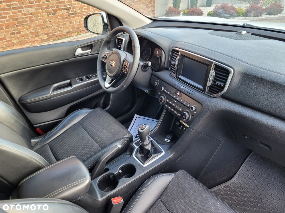 Kia Sportage 1.6 GDI L 2WD - 16