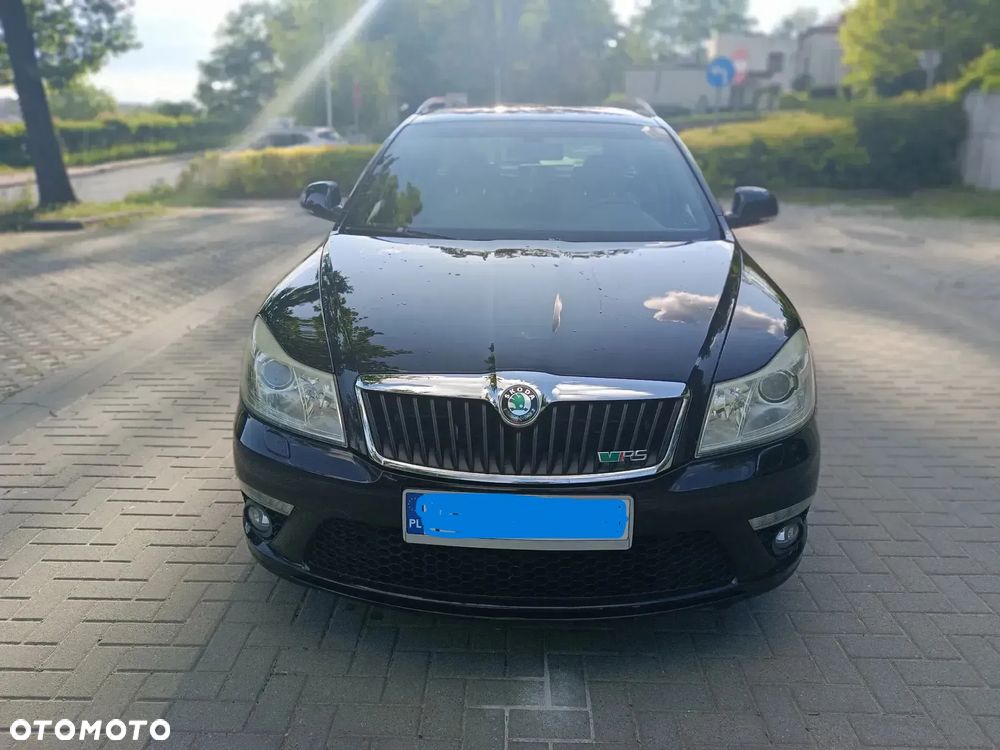 Skoda Octavia 2.0 TDI CR DPF RS - 2
