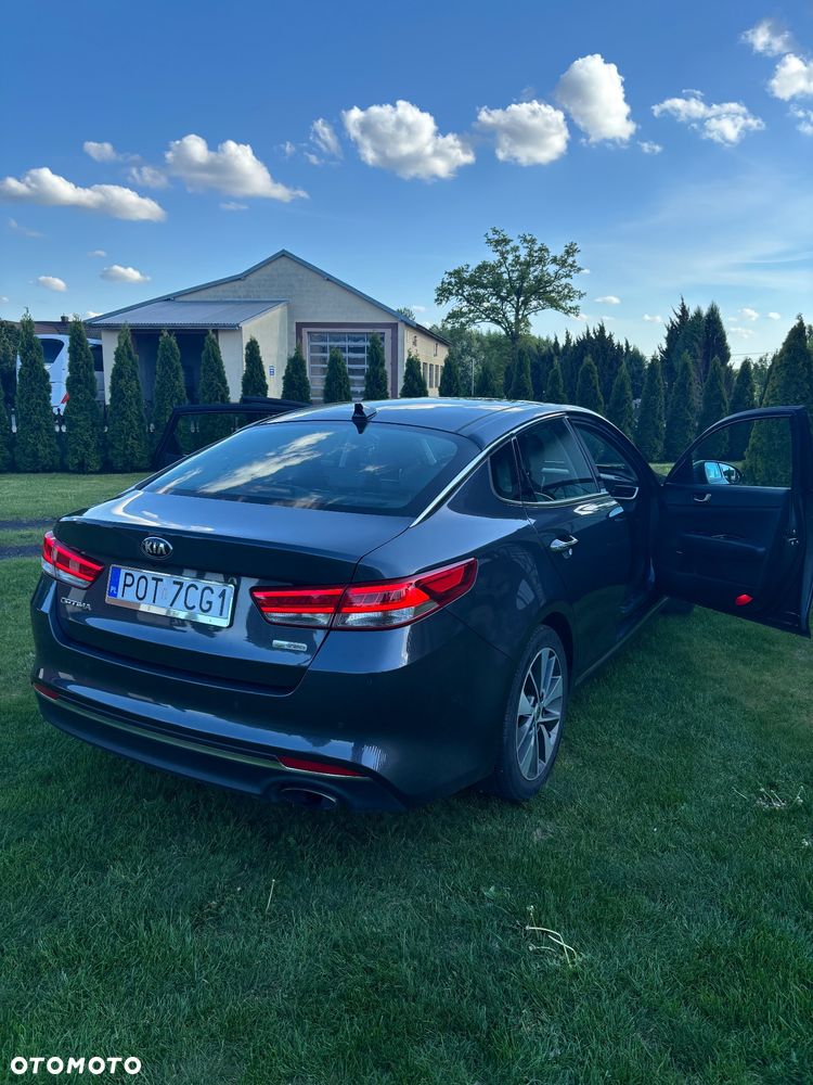 Kia Optima 1.7 CRDI XL DCT - 4