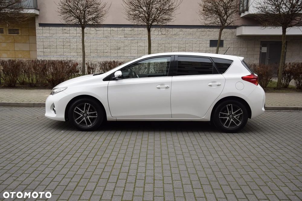 Toyota Auris 1.33 VVT-i Premium - 10