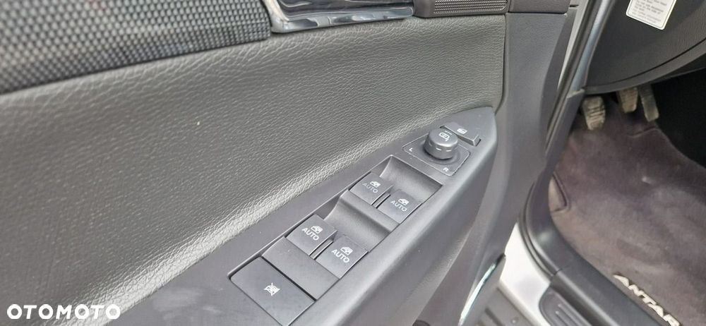 Opel Antara - 32