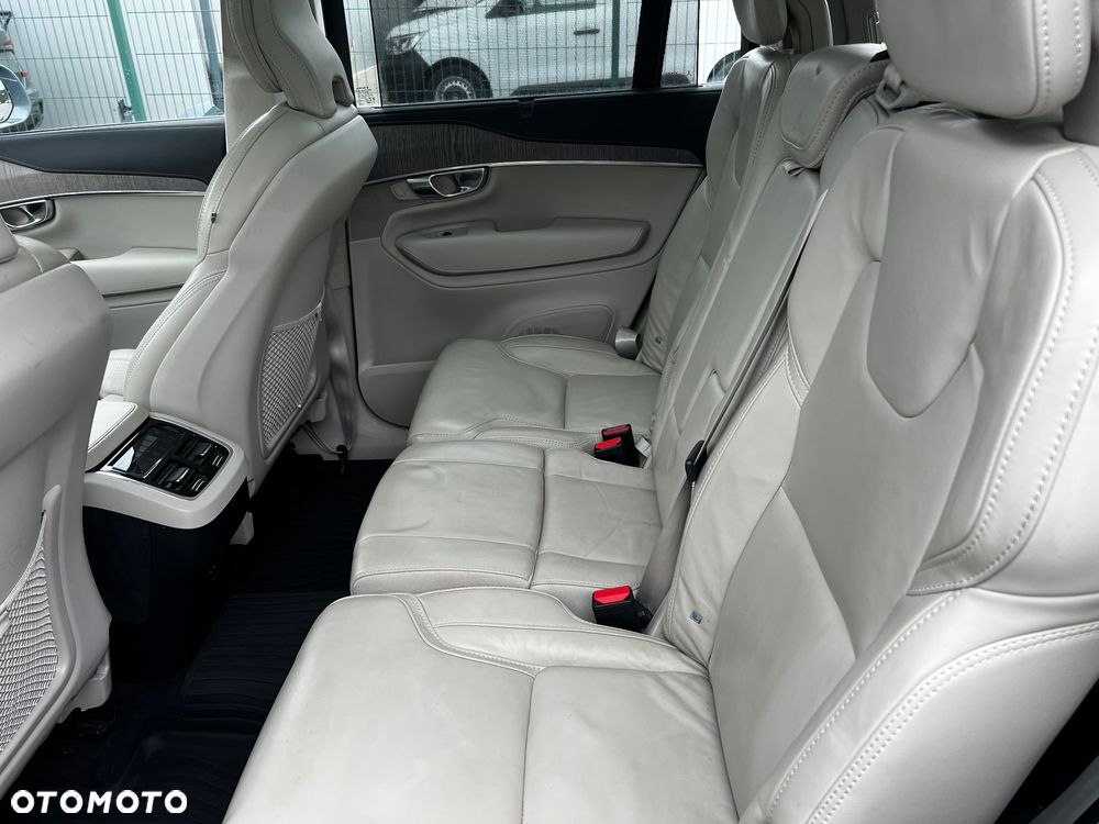 Volvo XC 90 B5 D AWD Plus Bright 7os - 17
